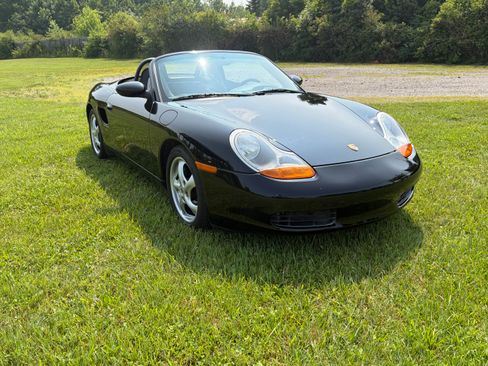 Used 2000 Porsche Boxster RWD image 11