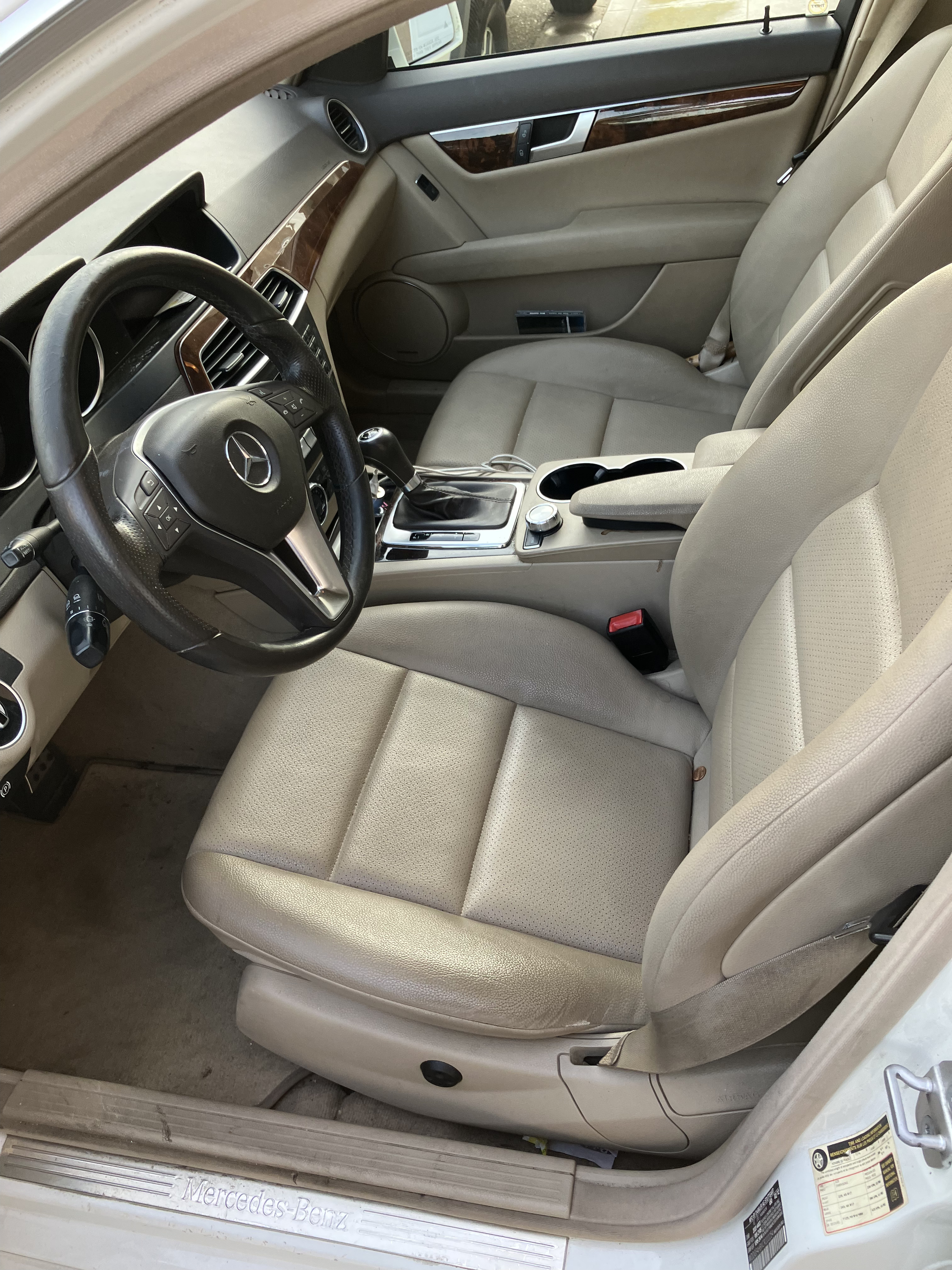 Used 2012 Mercedes-Benz C 250 Sedan image 8