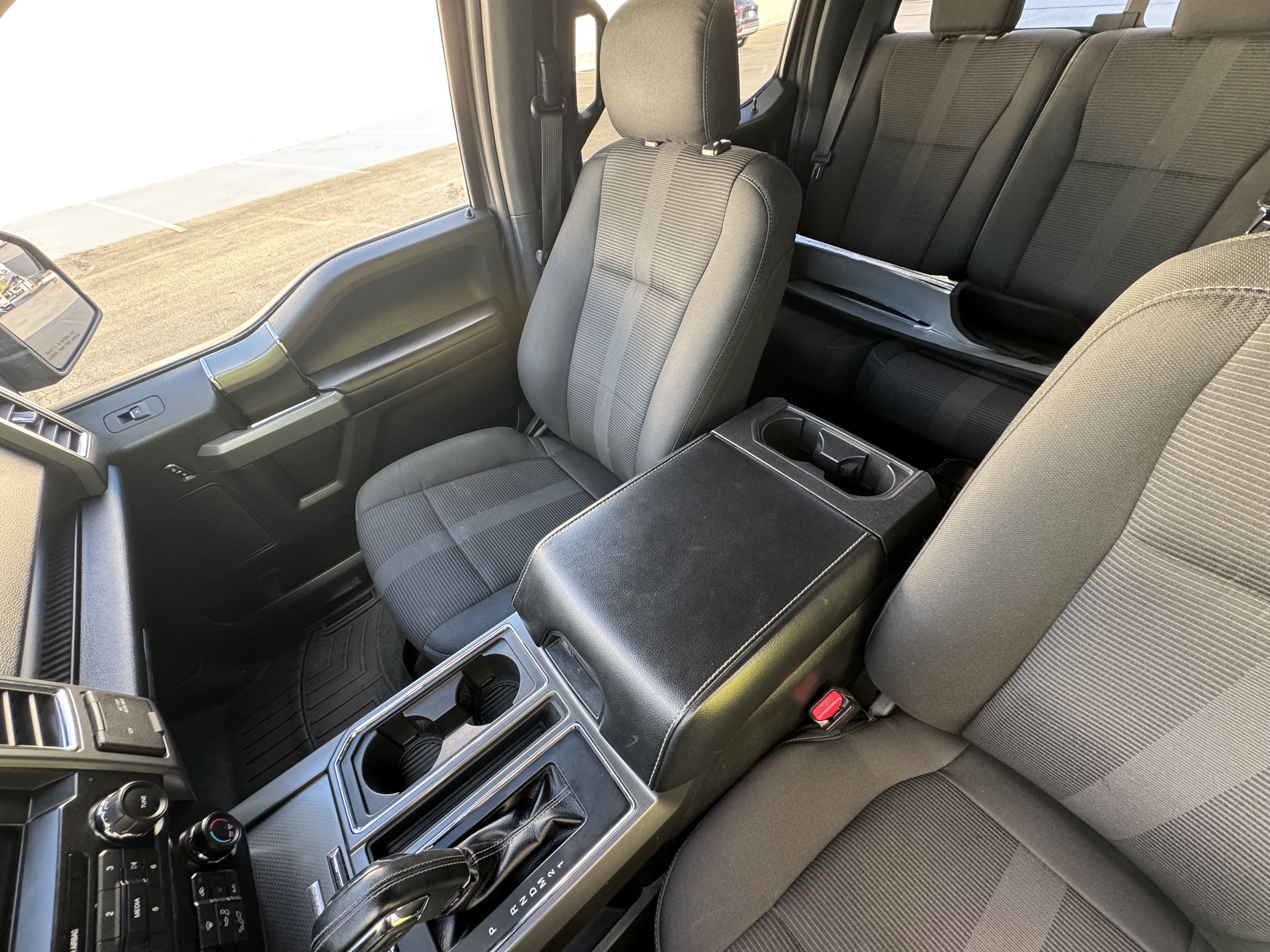 Used 2016 Ford F150 XLT w/ Equipment Group 302A Luxury AWD/4WD image 14