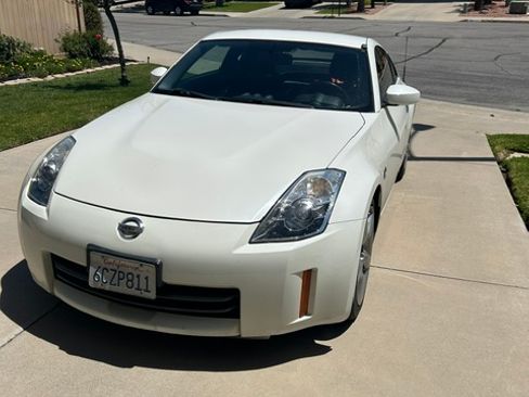 Used 2008 Nissan 350Z Enthusiast w/ Aerodynamics Pkg RWD image 1