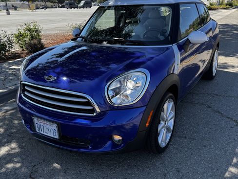 Used 2014 MINI Cooper Paceman FWD image 1