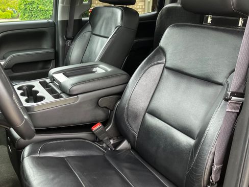 Used 2015 Chevrolet Silverado 1500 LT w/ LT Convenience Package AWD/4WD image 25