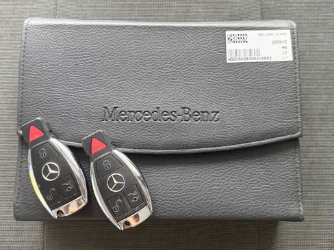 Used 2017 Mercedes-Benz S 550e image 32
