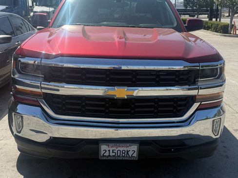Used 2018 Chevrolet Silverado 1500 LT w/ All Star Edition image 8