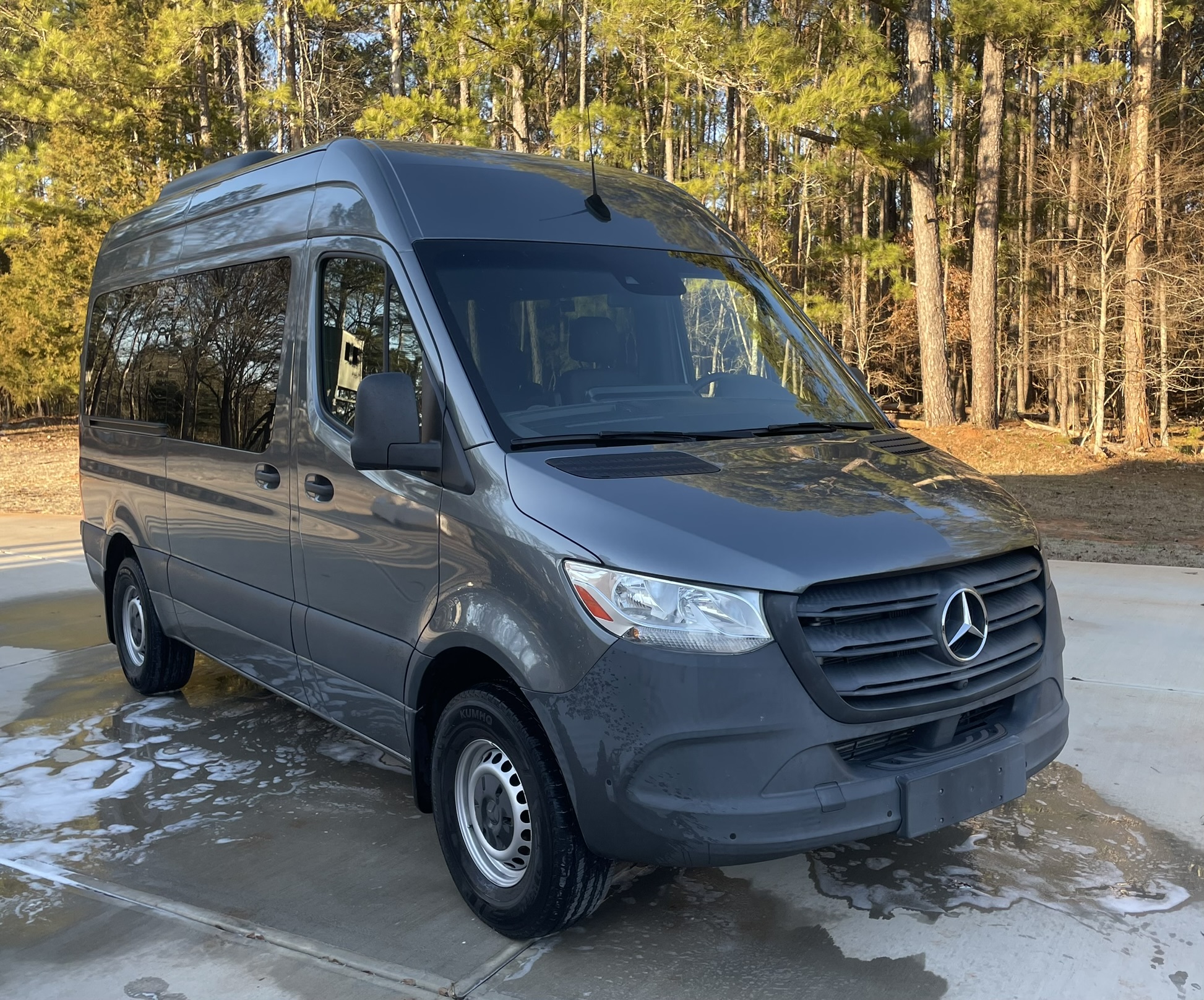 Used 2019 Mercedes-Benz Sprinter 2500 image 1