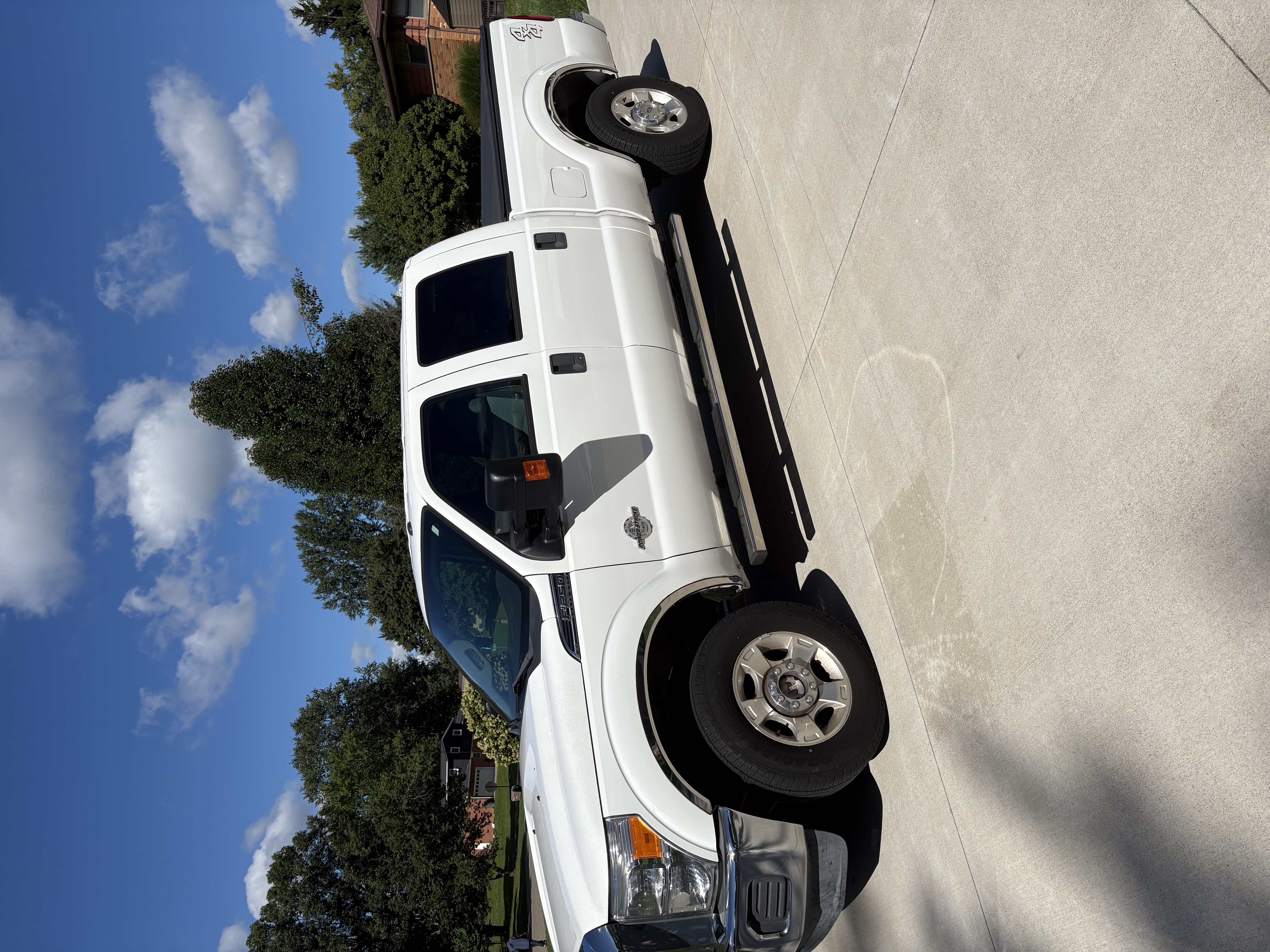 Used 2016 Ford F250 XLT AWD/4WD image 2
