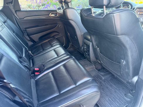 Used 2018 Jeep Grand Cherokee High Altitude RWD image 14