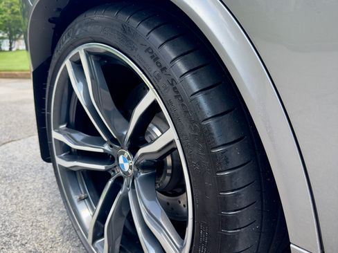 Used 2017 BMW X5 M AWD/4WD image 23