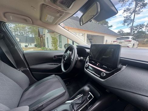 Used 2026 Toyota Corolla LE image 11