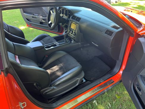 Used 2008 Dodge Challenger SRT8 RWD image 12