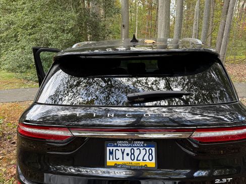 Used 2020 Lincoln Corsair Reserve w/ Equipment Group 202A image 6