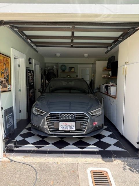 Used 2018 Audi A3 e-tron Premium Plus w/ Technology Package FWD image 15