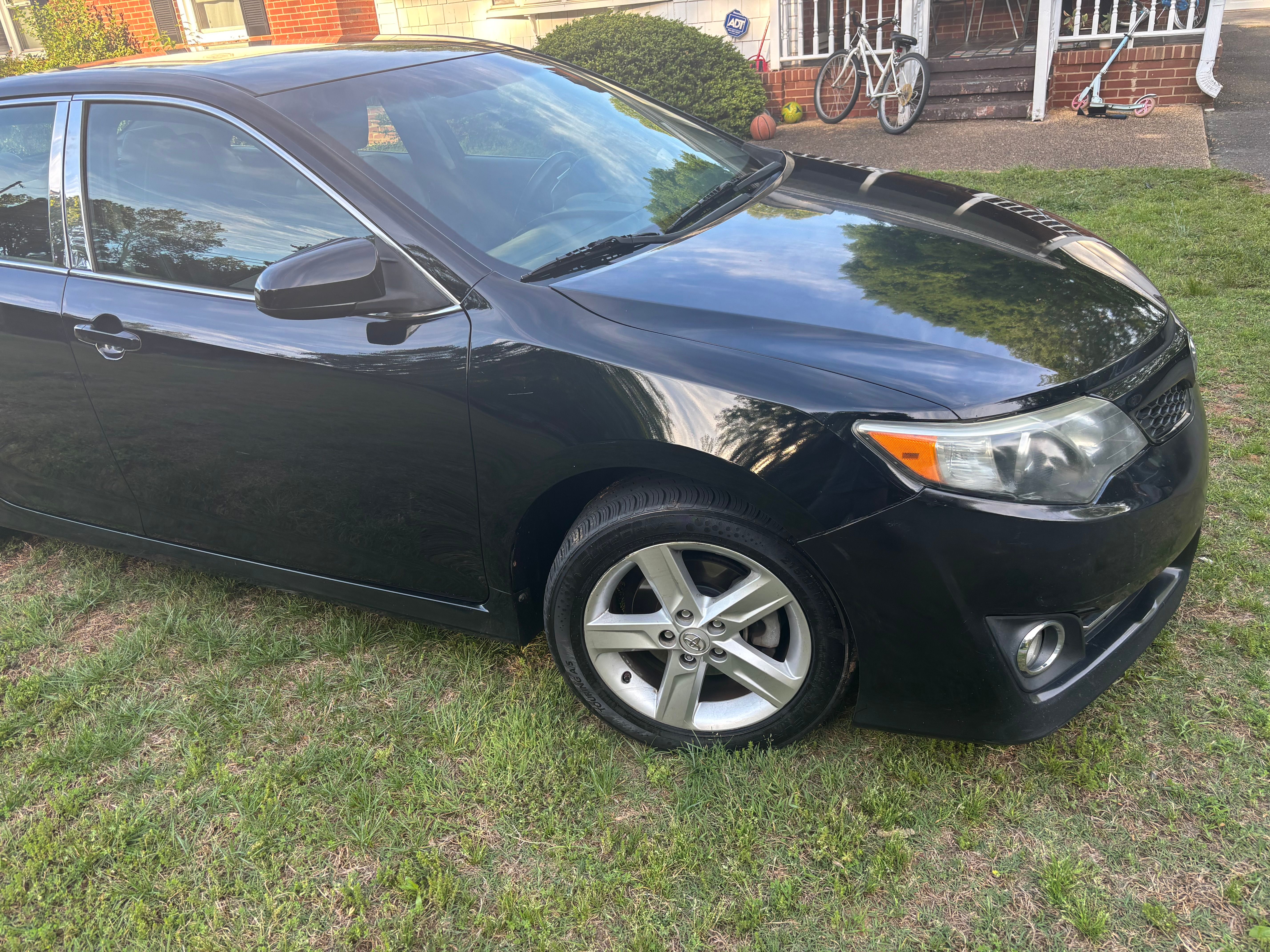 Used 2013 Toyota Camry SE FWD image 15