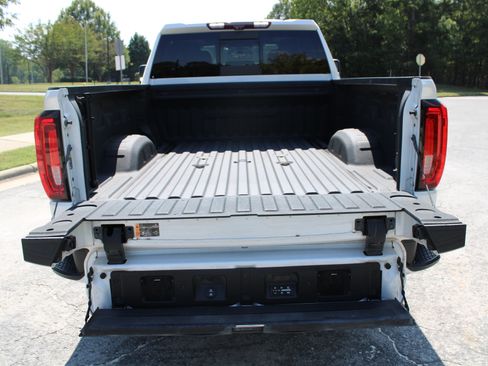 Used 2021 GMC Sierra 2500 Denali w/ Denali Ultimate Package AWD/4WD image 15