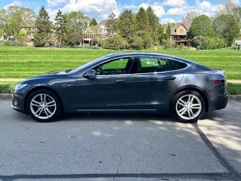 Used 2016 Tesla Model S 90D image 10