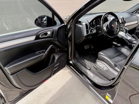 Used 2014 Porsche Cayenne AWD/4WD image 20