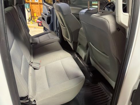 Used 2015 Chevrolet Silverado 2500 W/T RWD image 5