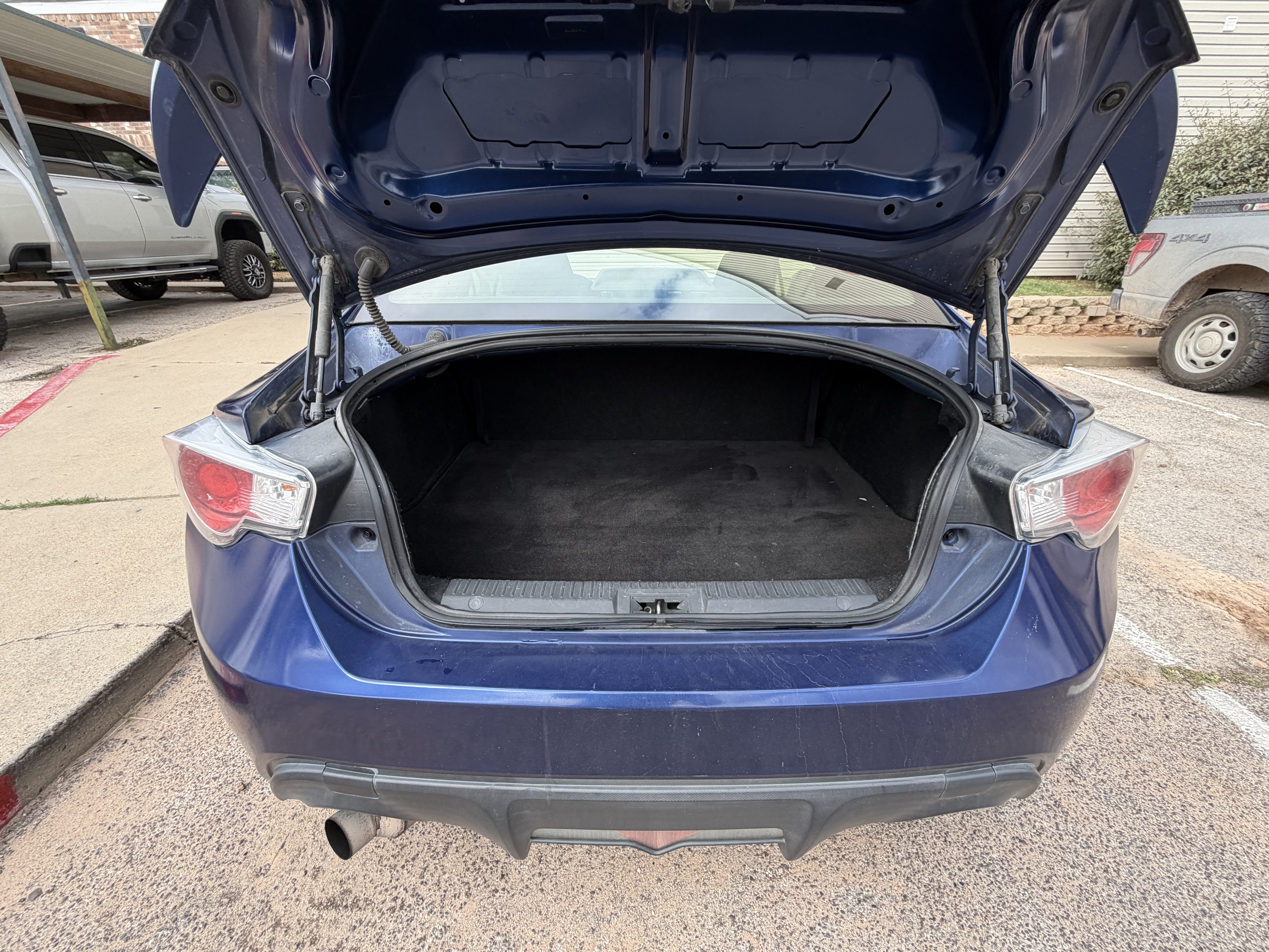 Used 2015 Scion FR-S RWD image 16