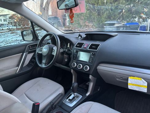 Used 2016 Subaru Forester 2.5i w/ Alloy Wheel Package image 6