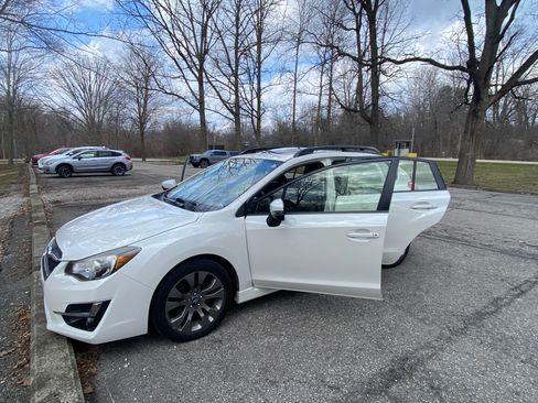 Used 2015 Subaru Impreza 2.0i Sport Premium image 8
