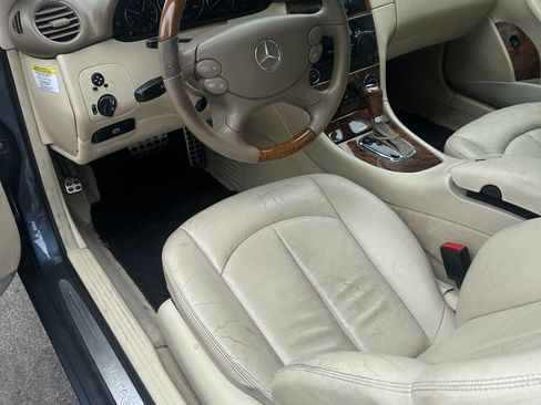 Used 2006 Mercedes-Benz CLK 350 Coupe image 12