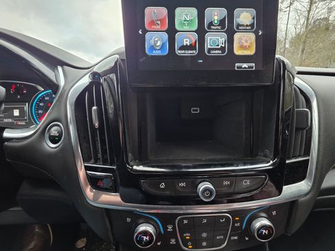 Used 2018 Chevrolet Traverse Premier w/ Redline Edition image 12