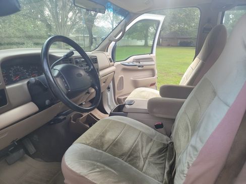 Used 1999 Ford F250 2WD Crew Cab Super Duty image 4