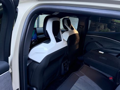 Used 2025 Ford Mustang Mach-E GT image 1