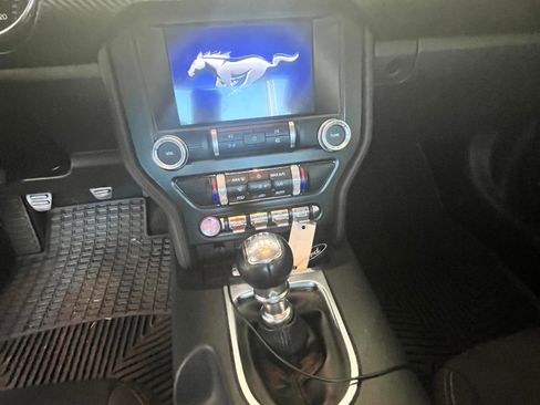 Used 2021 Ford Mustang Coupe RWD image 8