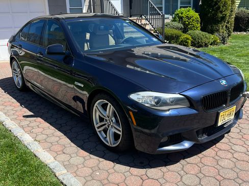 Used 2013 BMW 550i Sedan image 12