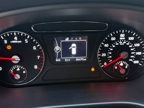 Used 2018 Kia Sorento L image 10