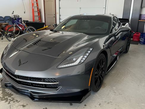 Used 2018 Chevrolet Corvette Stingray Coupe w/ Battery Protection Package RWD image 6