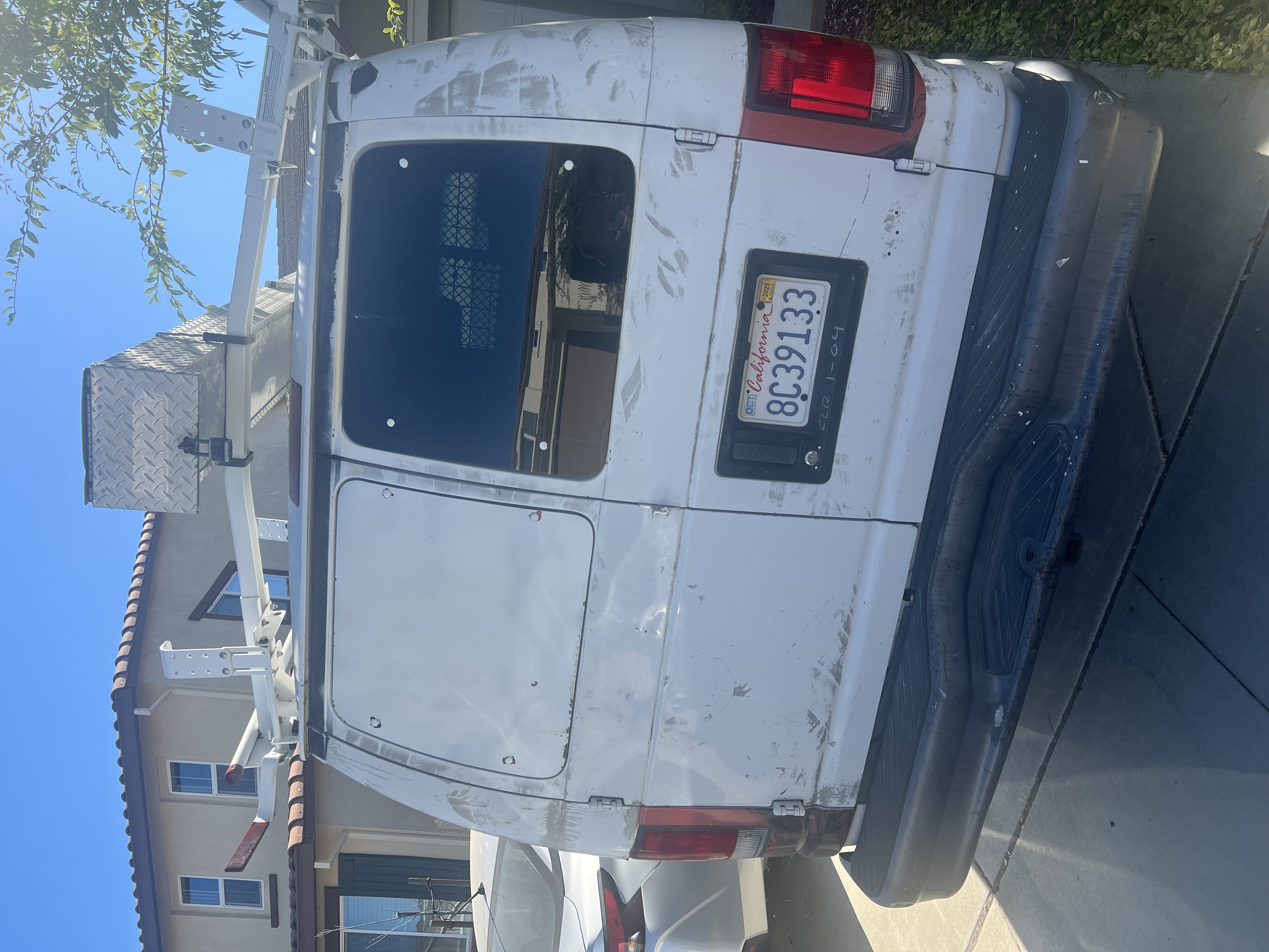 Used 2005 Ford E-250 and Econoline 250 RWD image 4