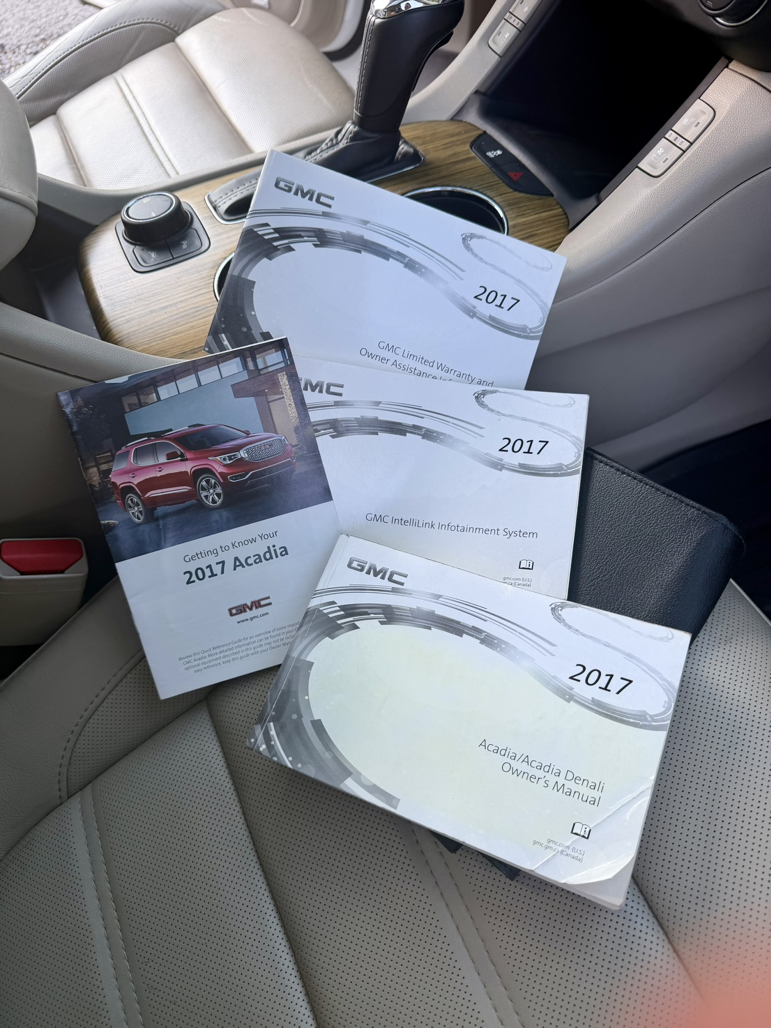 Used 2017 GMC Acadia Denali FWD image 14