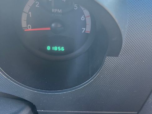 Used 2007 Dodge Nitro SXT image 24