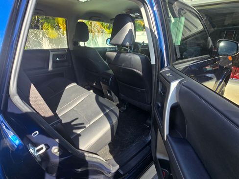 Used 2022 Toyota 4Runner TRD Sport w/ Technology Package image 12