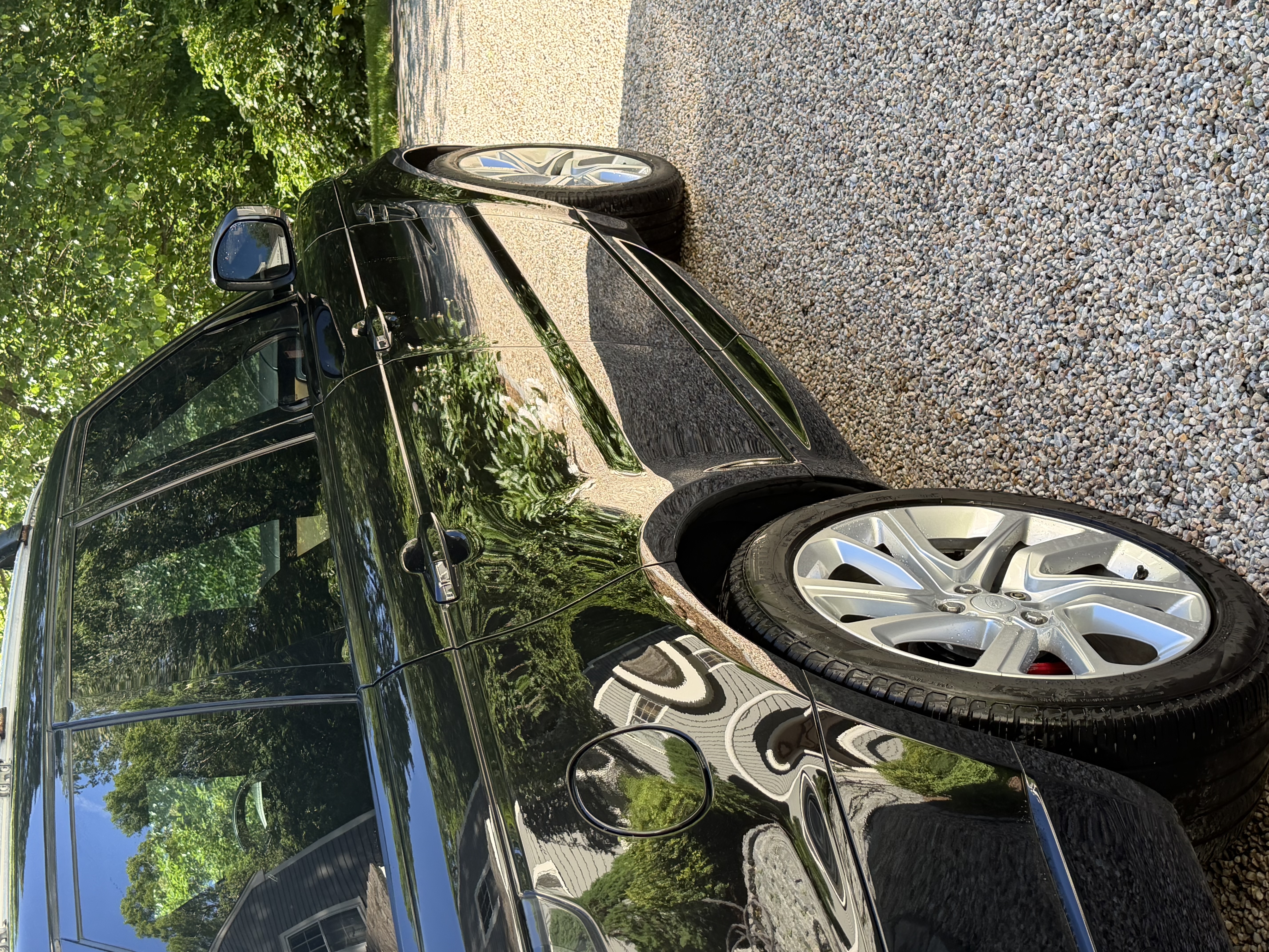Used 2019 Land Rover Range Rover Sport Supercharged AWD/4WD image 9