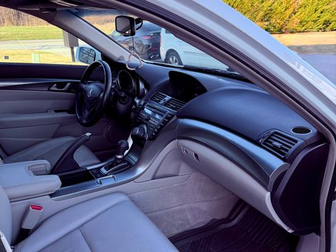 Used 2011 Acura TL Sedan 4D image 11