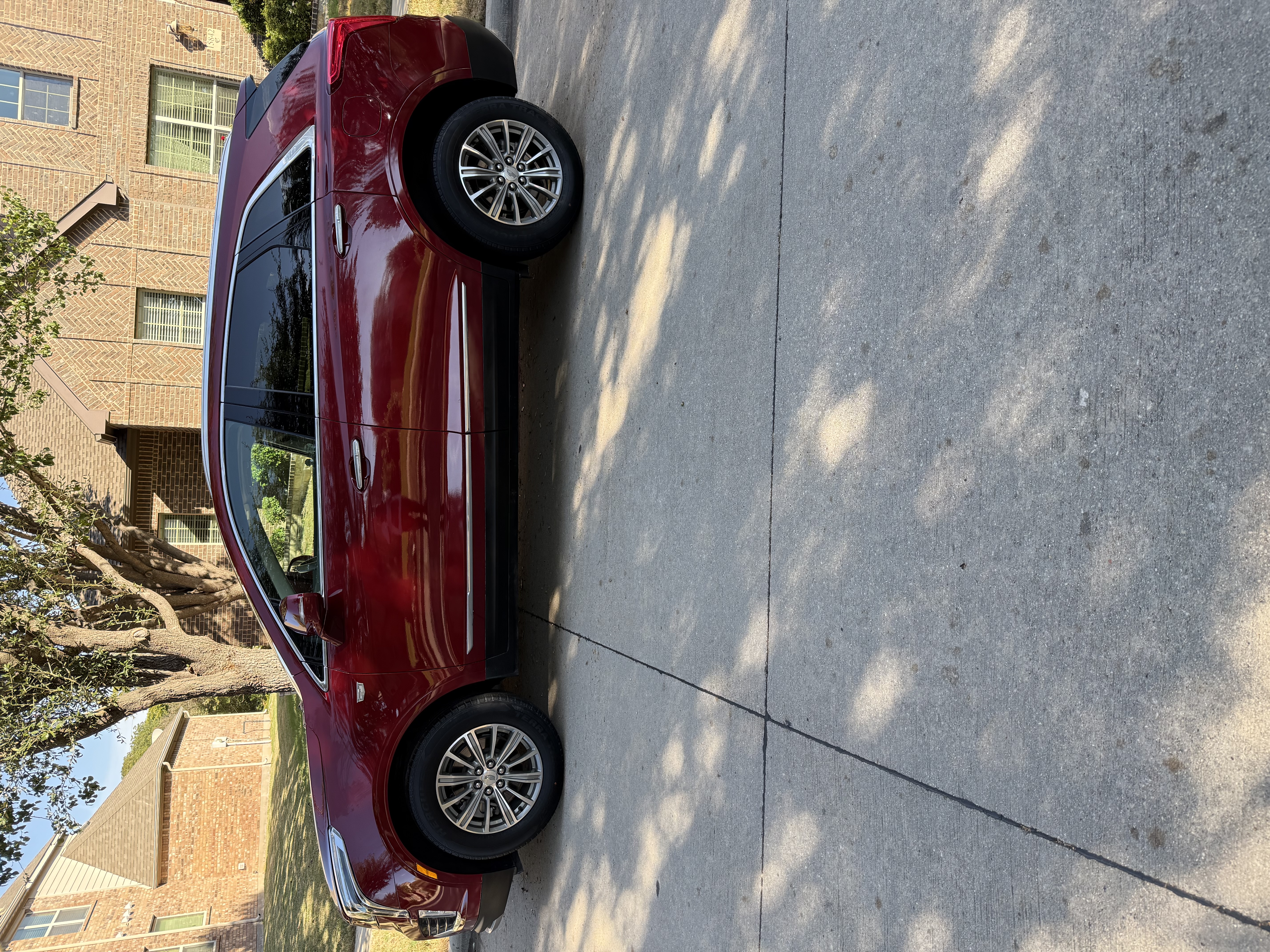 Used 2020 Cadillac XT5 Premium Luxury AWD/4WD image 20