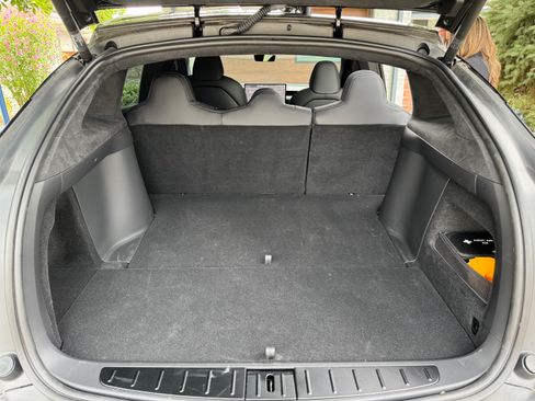 Used 2023 Tesla Model X image 11