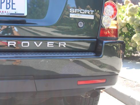 Used 2010 Land Rover Range Rover Sport HSE LUX image 15