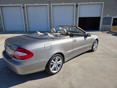 Used 2007 Mercedes-Benz CLK 350 Cabriolet image 5