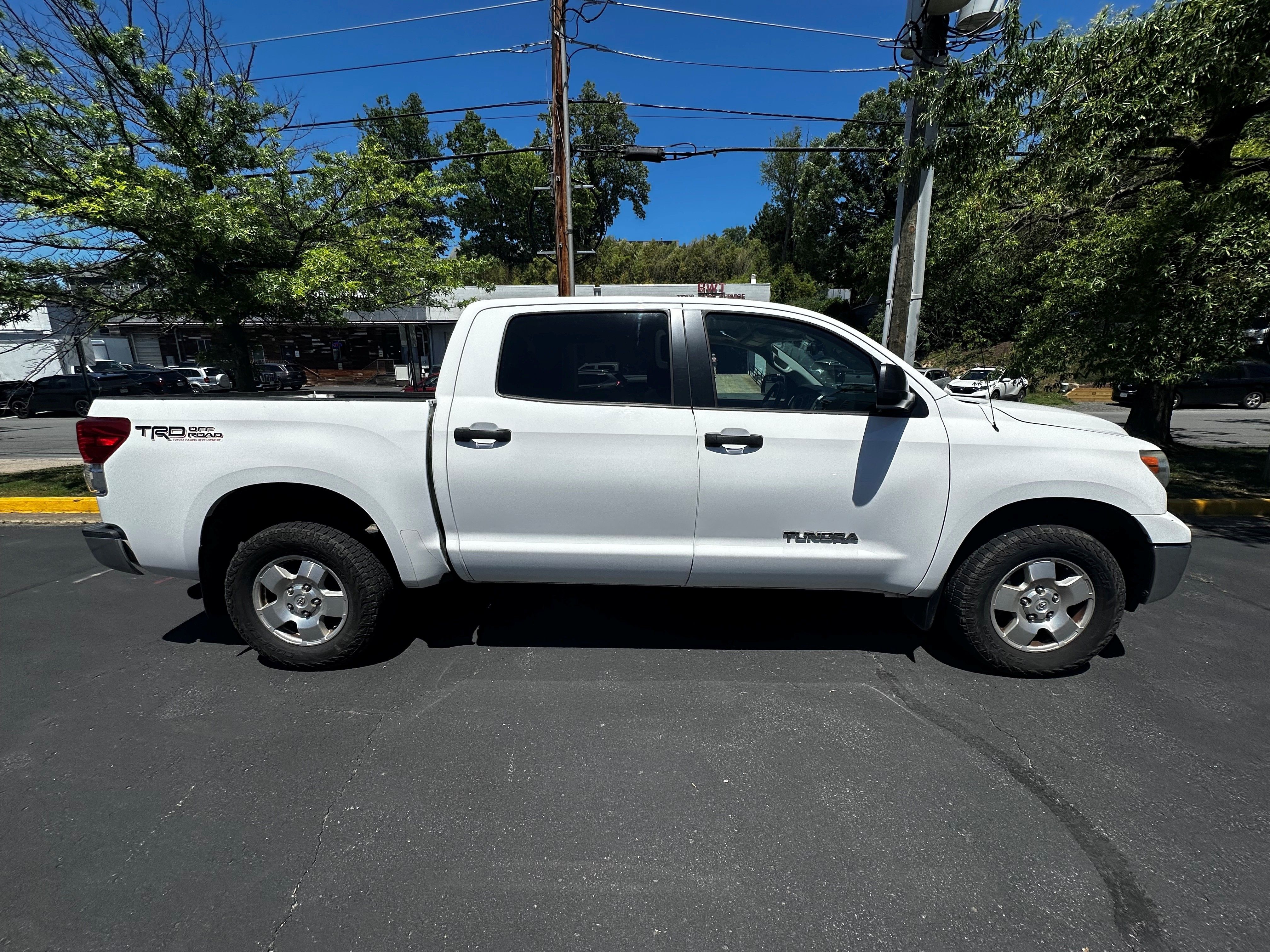 Used 2012 Toyota Tundra 4x4 CrewMax w/ TRD Off-Road Pkg image 8