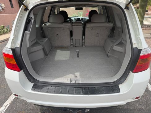 Used 2010 Toyota Highlander Limited image 16