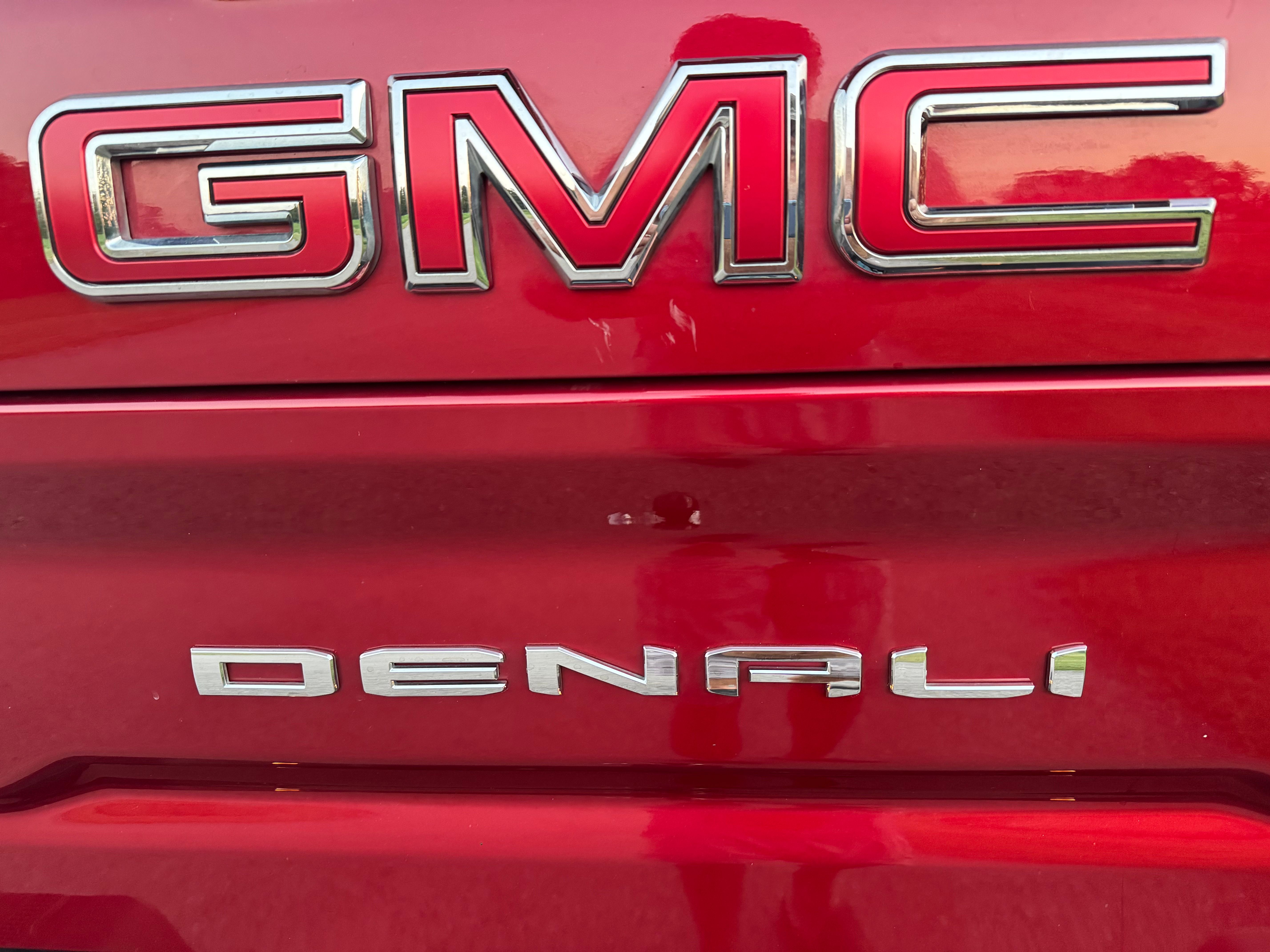 Used 2023 GMC Sierra 2500 Denali w/ Denali Ultimate Package AWD/4WD image 20