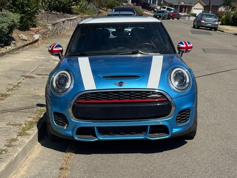Used 2018 MINI Cooper John Cooper Works FWD image 2