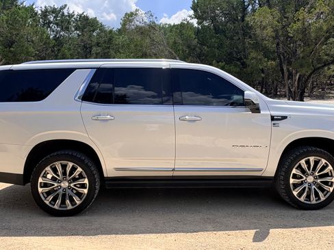 Used 2021 GMC Yukon Denali w/ Denali Ultimate Package AWD/4WD image 4