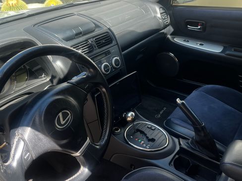 Used 2004 Lexus IS 300 RWD image 10
