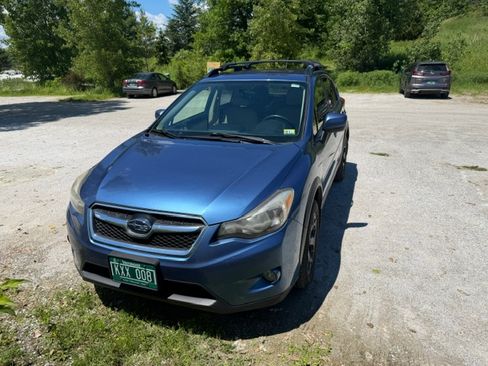 Used 2014 Subaru Crosstrek 2.0i Premium AWD/4WD image 1