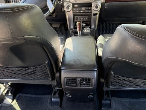 Used 2015 Toyota 4Runner Limited image 8